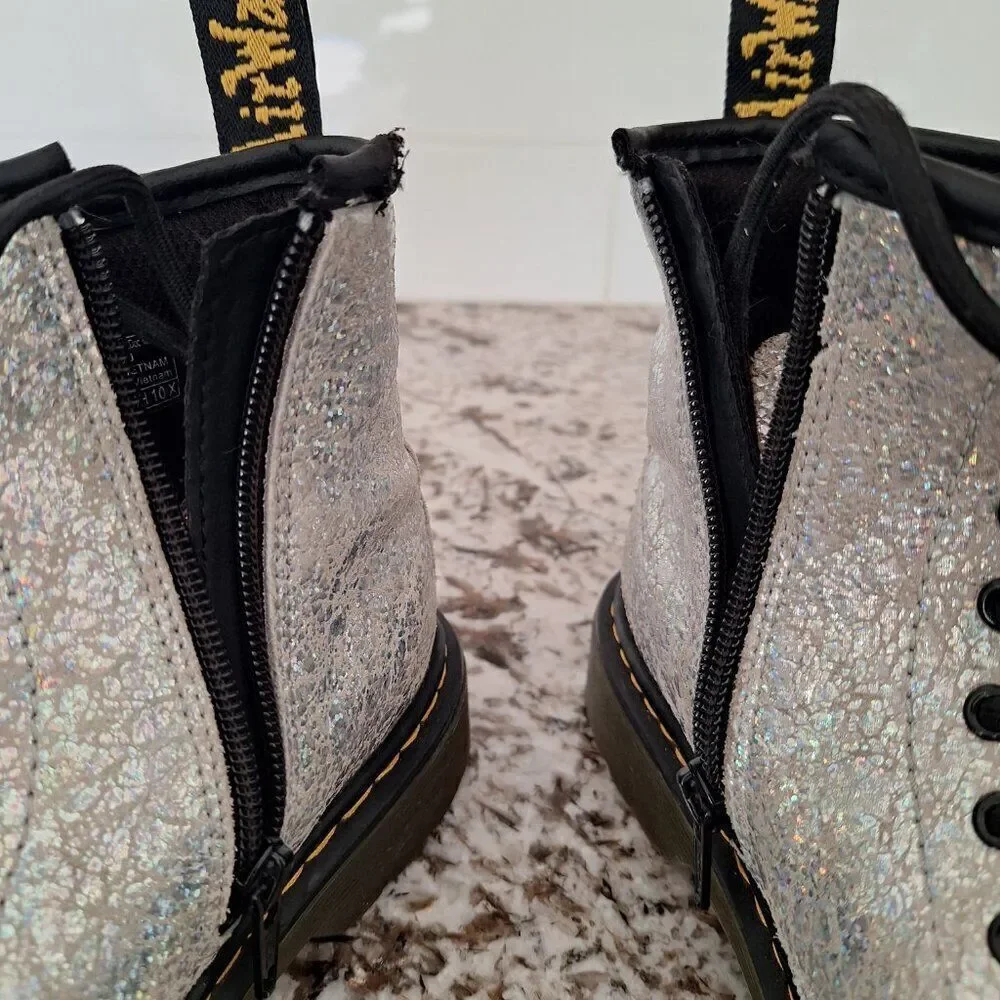 Dr. Martens Airwair  1460 CRINKLE METALLIC LACE UP BOOTS size‎ 3 US/34 EU